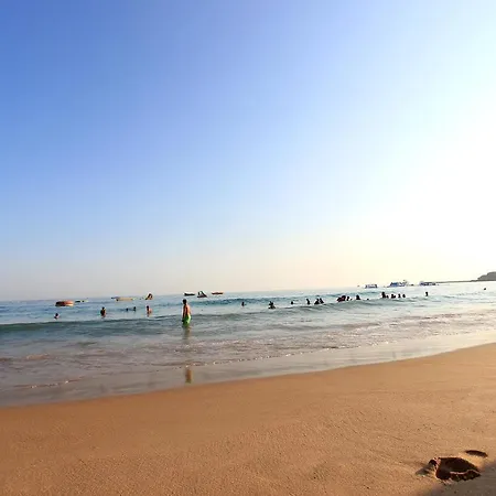 アパート Warm Yellow アルブフェイラ