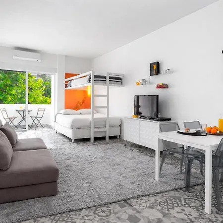 Warm Yellow * Albufeira